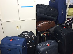 suitcases_250.jpg